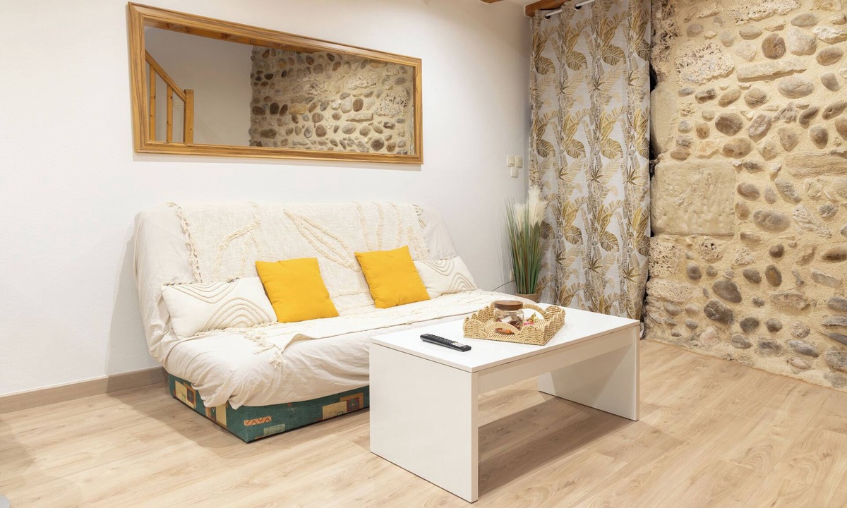 Montelier House | Charming stone house with terrace & barbecue, near valence