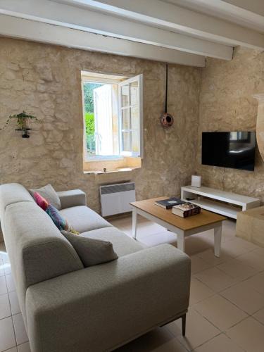 Lugaignac House | Charming stone house near Saint-Émilion