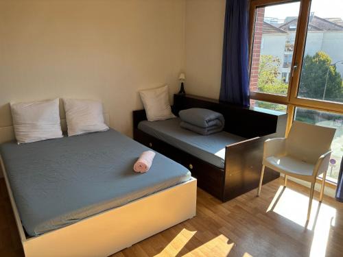Rueil-Malmaison Apartment | Charming studio 10 minutes to La Défense