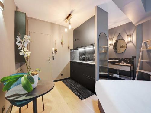 Auteuil Apartment | Charming studio -2P- Auteuil, cleaning included