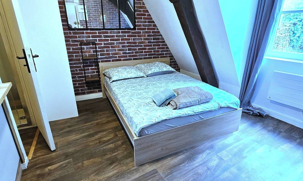 Montlucon Apartment | Charming Studio Apartment in Montluçon's Historic Center
