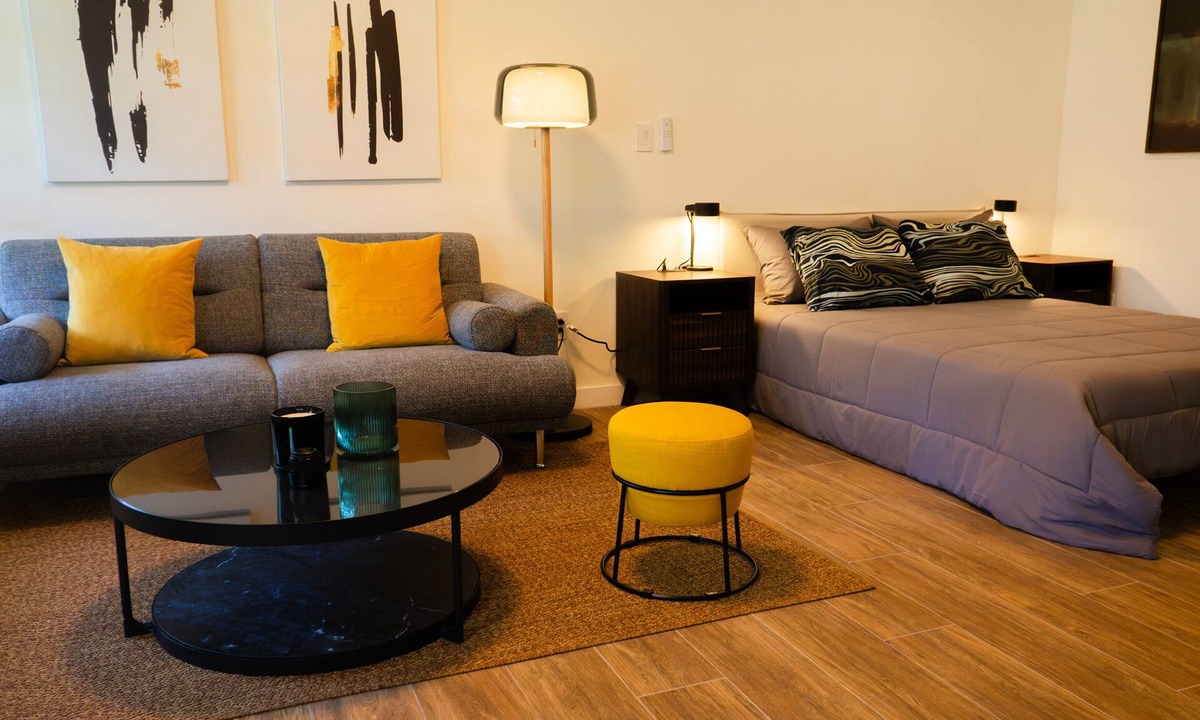 North Miami Apartment | Charming Studio Apartment with Garden in Miami