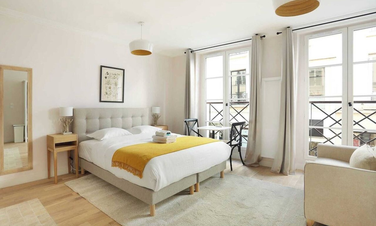 Strasbourg -Saint-Denis Apartment | Charming studio center of Paris/Montorgueil