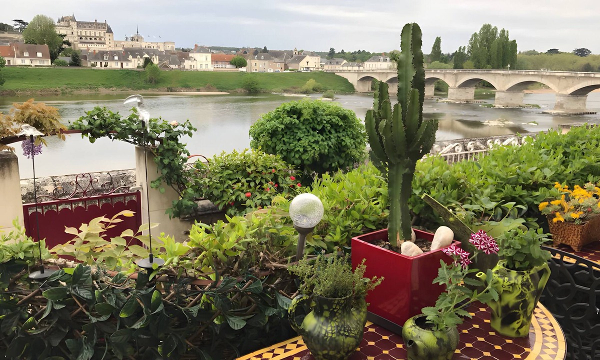 Amboise Apartment | Charming Studio in Amboise