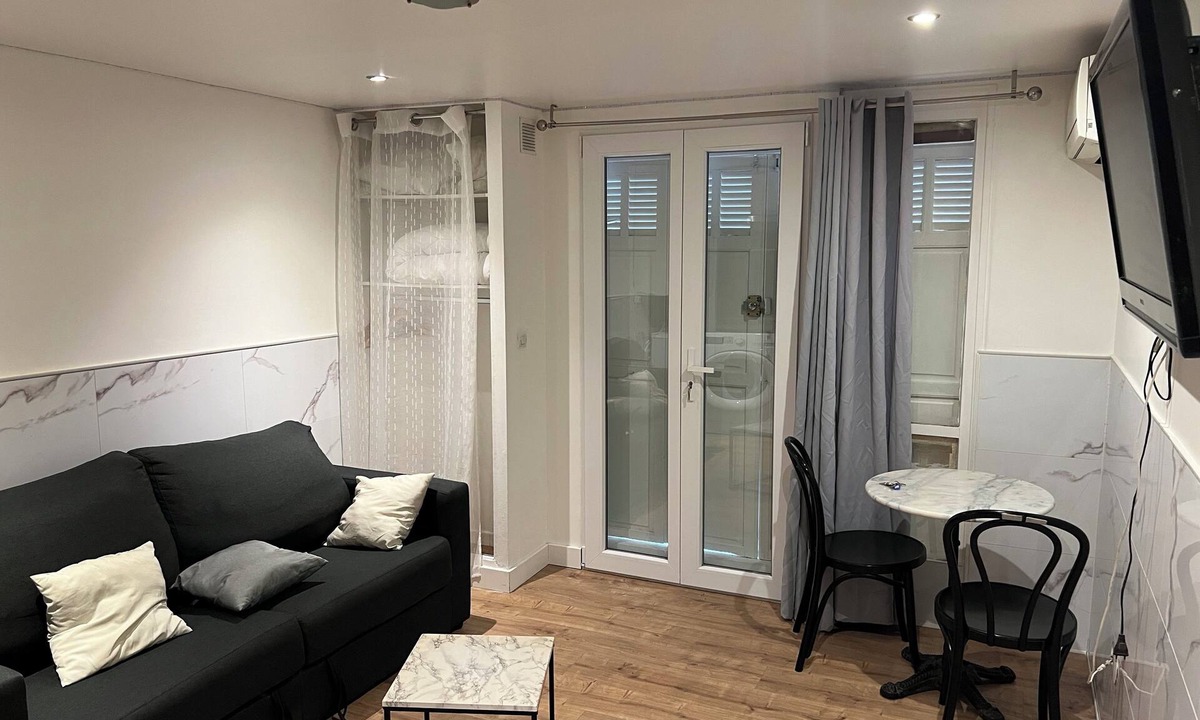 Les Baumettes Apartment | Charming studio in Nice,France
