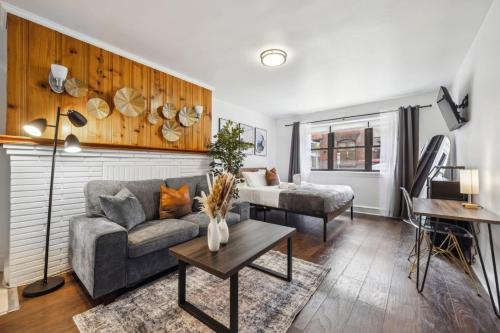 Center City West Apartment | Charming Studio in the Heart of Center City with Fast WiFi