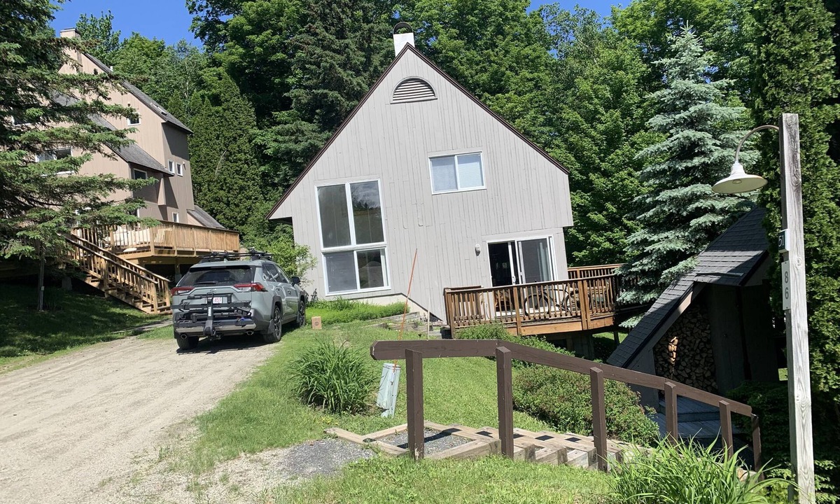 Warren House | Charming Sugarbush Standalone Condo