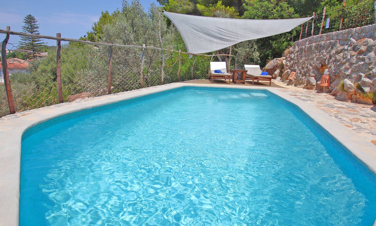 Puerto de Soller House | Charming swimming pool villa walking distance from the beach in Port de Soller.