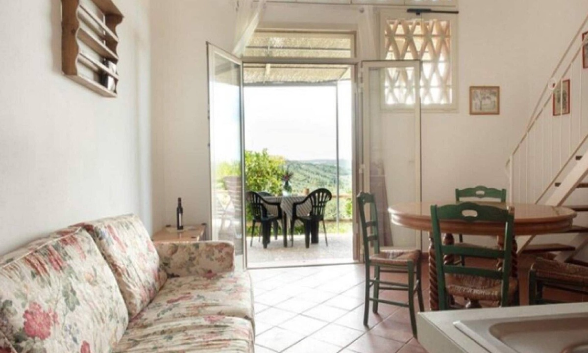 Castagneto Carducci House | Charming Tuscan Home Wi-Fi