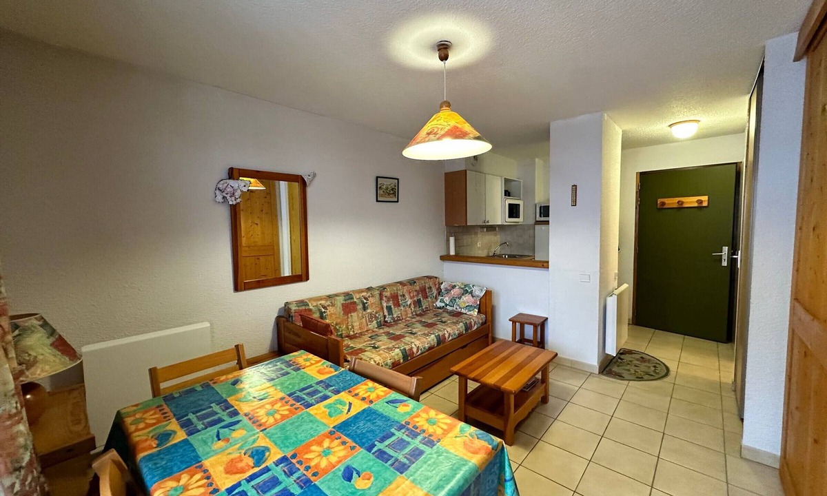 Termignon Apartment | Charming Termignon apartment for 4, 27m² with Wifi