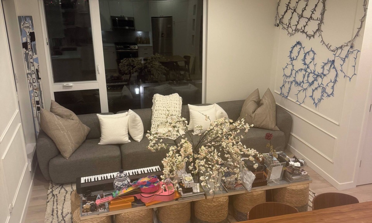 Columbia City House | Charming townhome in serene Seattle perfect for your getaway and World Cup games