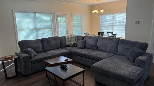 Snellville Villa | Charming townhouse ideally situated in Grayson