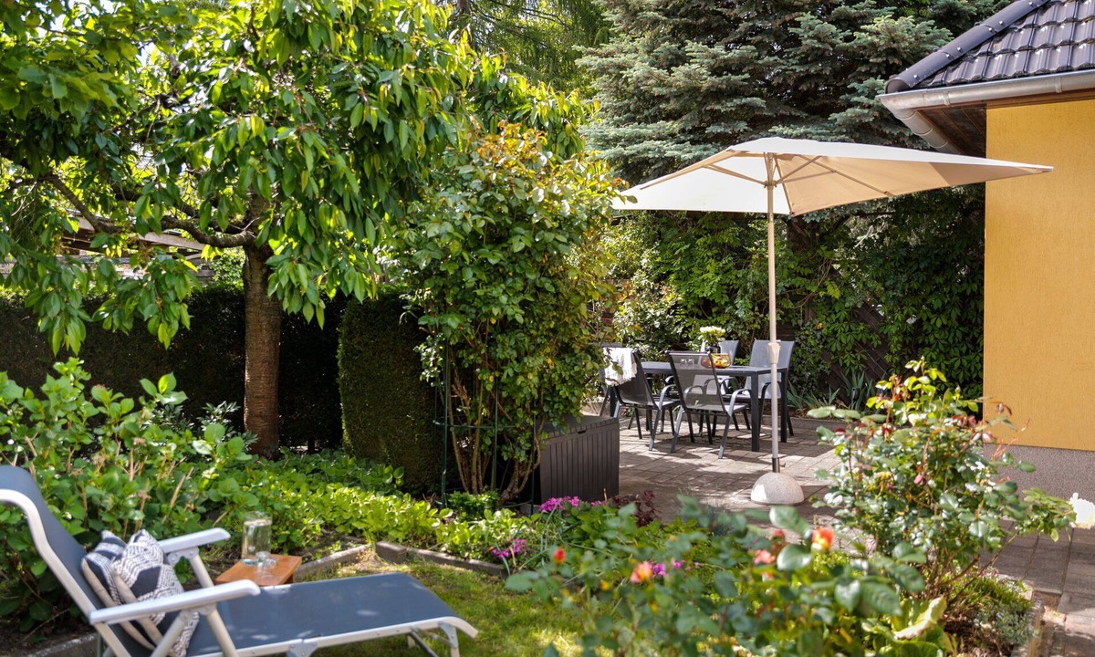 Bornstedt House | charming townhouse with garden, WiFi and Netflix