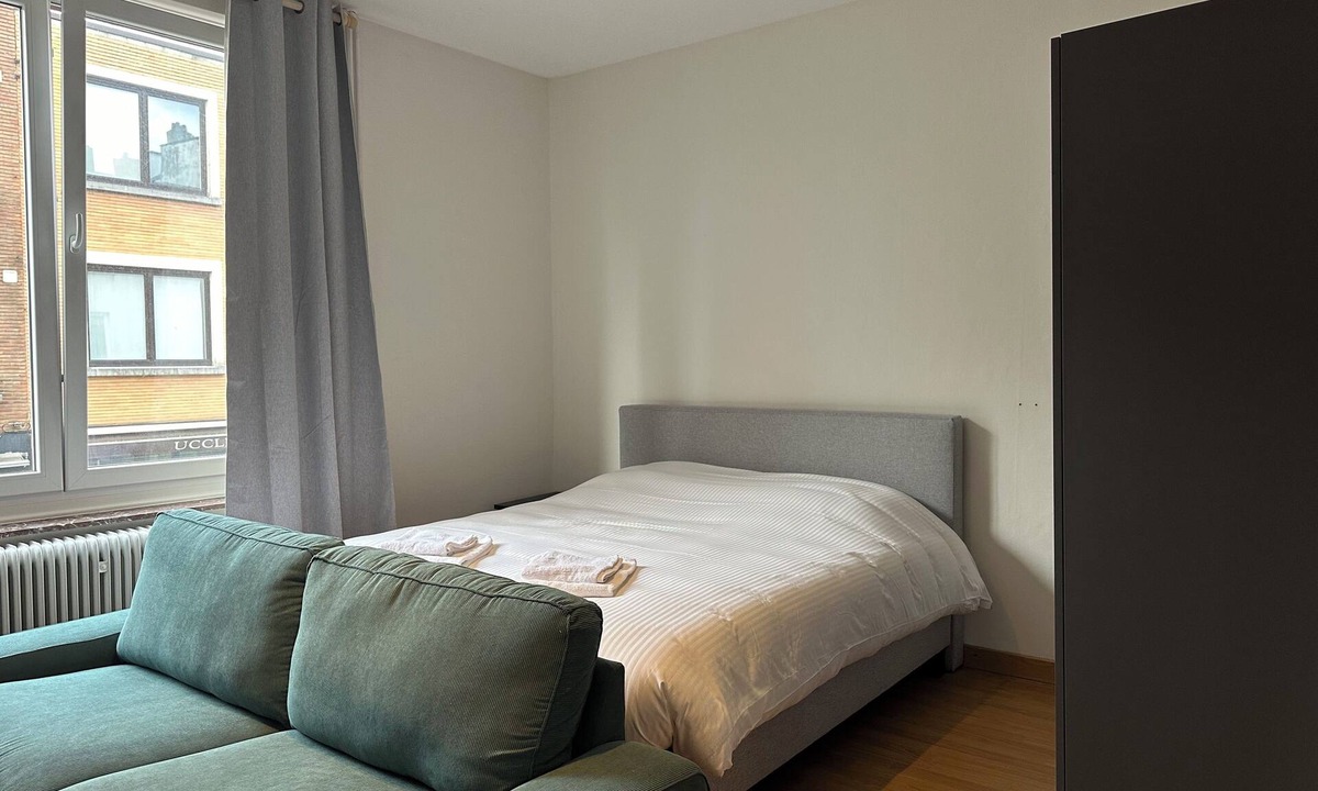 Postel Apartment | Charming Uccle Apartment with City Views
