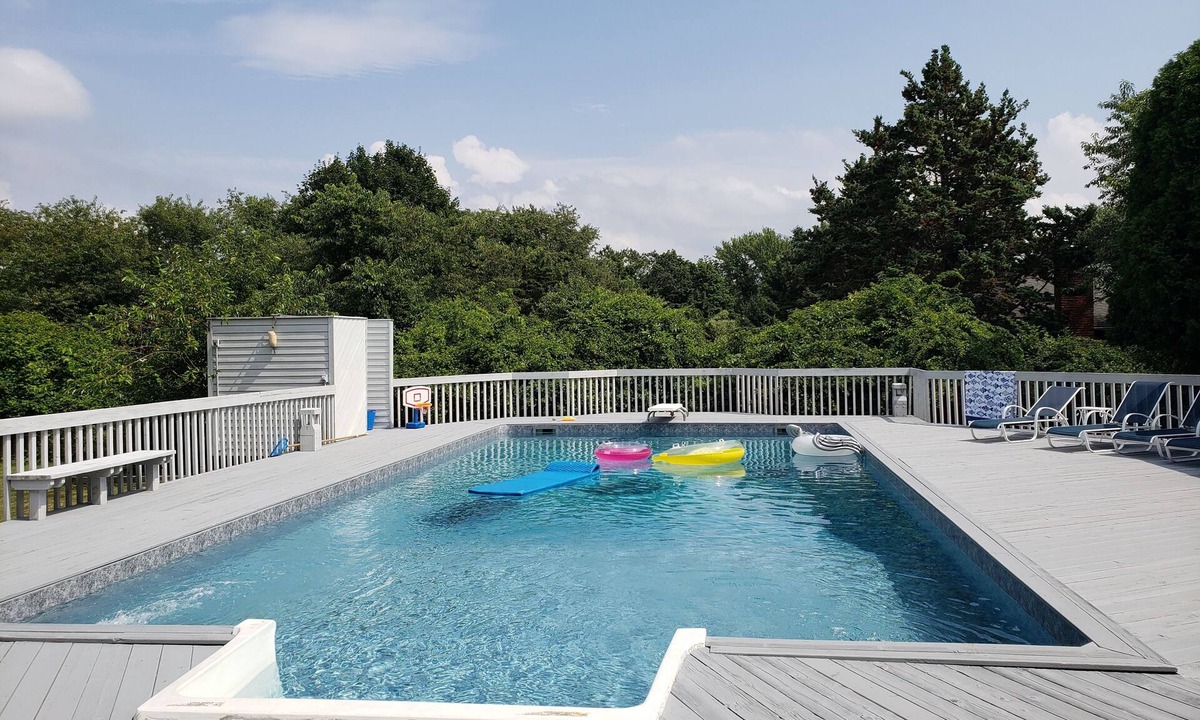 Silver Beach House | Charming updated home with pool on quiet street. Near Silver Beach