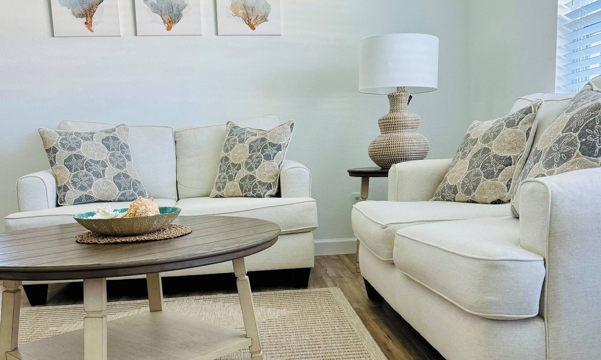 Yacht Club House | Charming Vacation Home in Cape Coral – Perfect Location in the Yacht Club Area