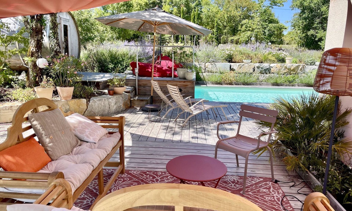 Labastide-Marnhac Villa | Charming villa with swimming pool & SPA - 10 people 4 bedrooms, 4 bathrooms