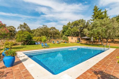 Calabazares Villa | Charming Villa in Cortegana with Pool