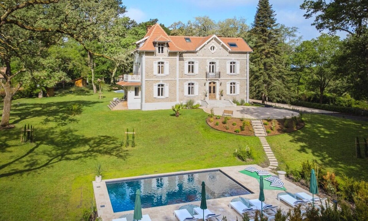 Magescq House | Charming villa with a pool and large wooded grounds, 20 minutes from the beaches