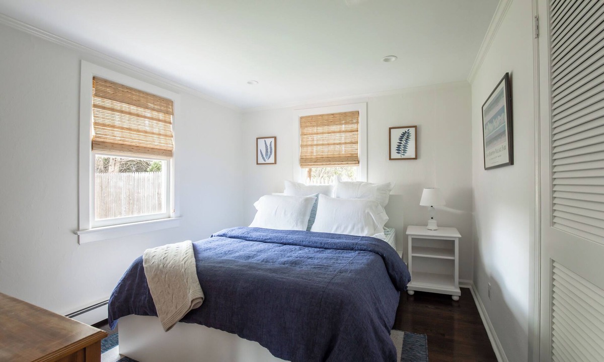 East Hampton North Cottage | Charming Village Cottage - walk to train and shops.
