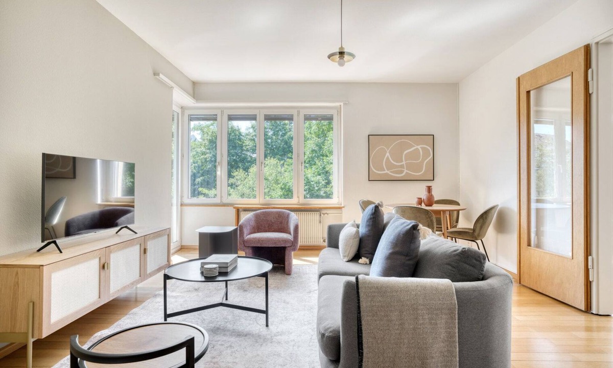 Basel City Centre Apartment | Charming Vorstädte 3 Room w/Storage, 10 mins to Market, by Blueground