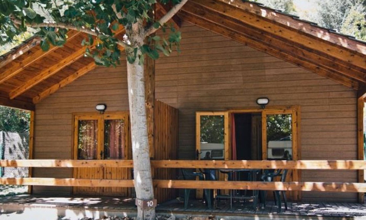 Montardit de Baix House | Charming wooden bungalows in the Pyrenees, pets allowed