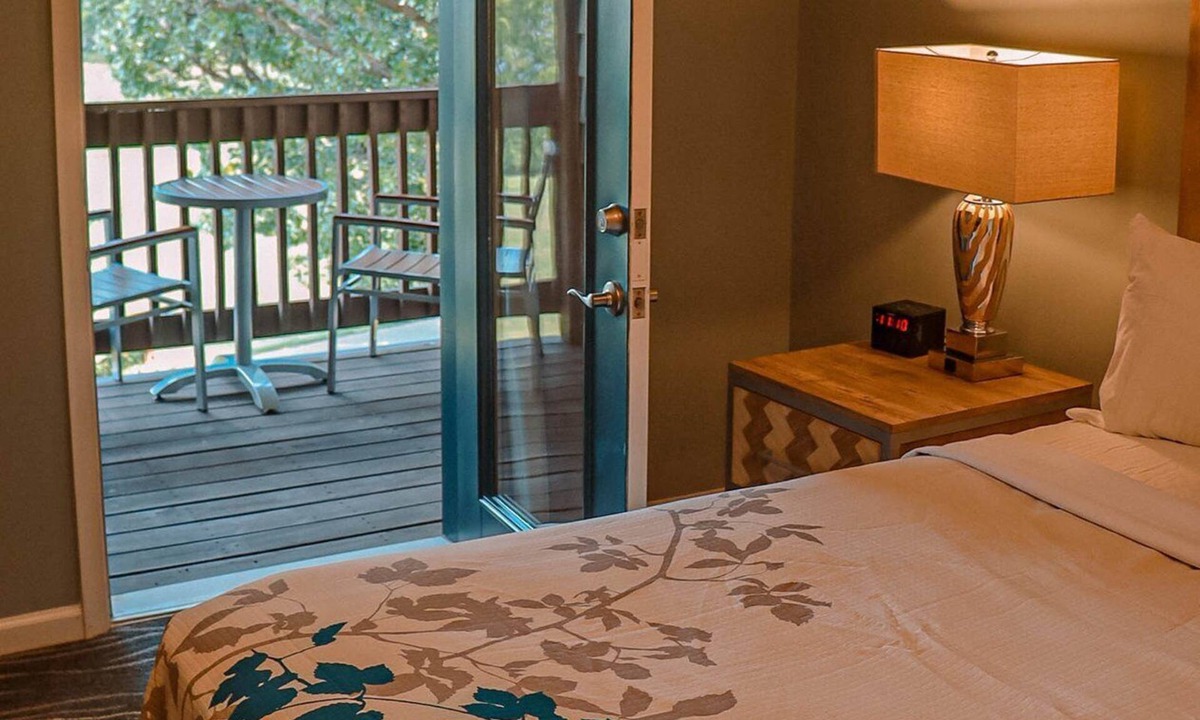 McGaheysville Villa | Charming Woodstone Meadows Villa @ Massanutten with Jetted tub & fireplace