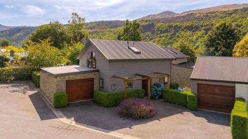 Arrowtown House | Chartres Retreat