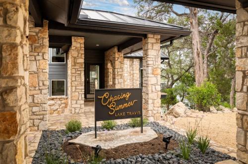 Point Venture House | Chasing Summer - Private Lakefront Luxury on Lake