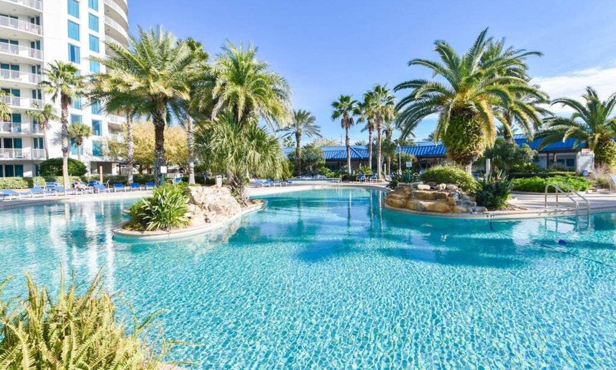 Destin Condo | Chasing Sunsets - please read description