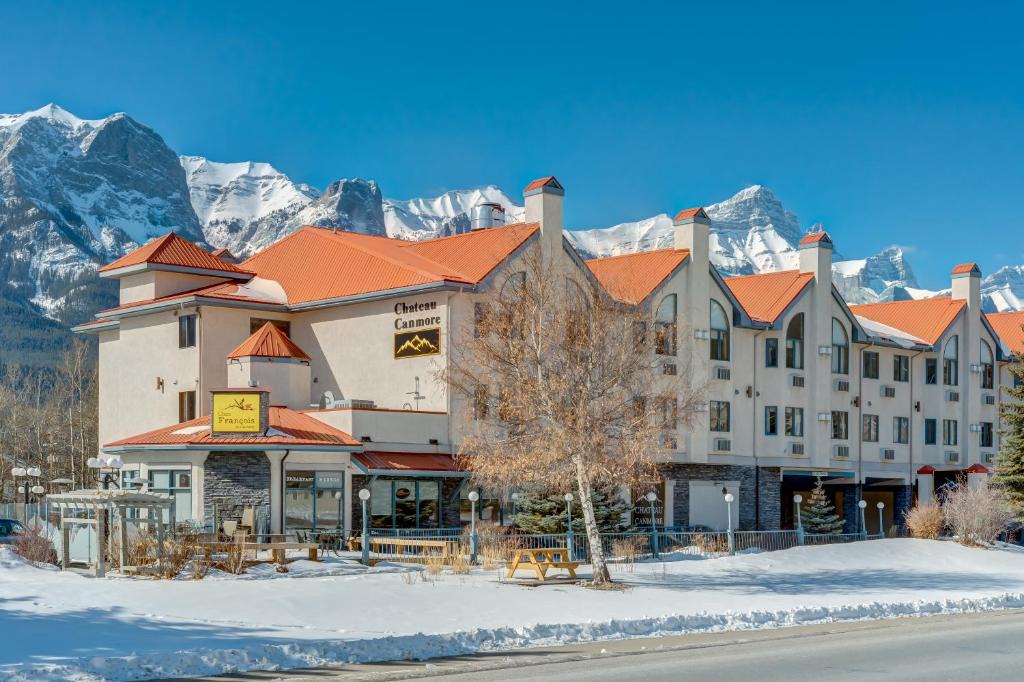 Canmore Hotel | Chateau Canmore