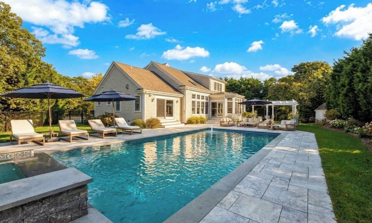 West Chatham House | Chatham Gem with Pool & High-End Style RPAM104