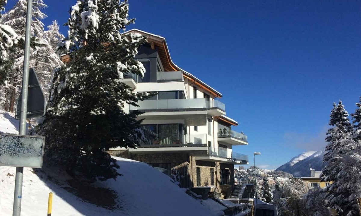 Sankt Moritz-Bad Apartment | Chavallera Casa Torri Studio