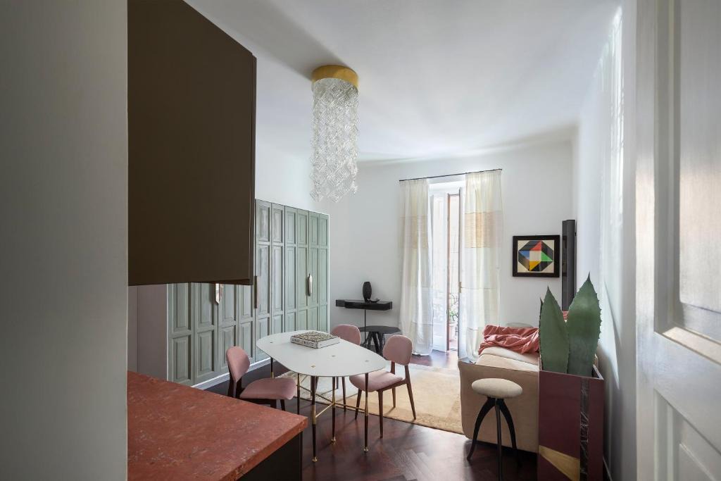 Zona Padova Apartment | Chavez 4 design con balcone in NoLo - Vesta