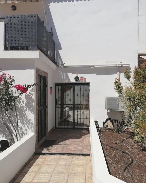 Arona Apartment | Chayofita Down