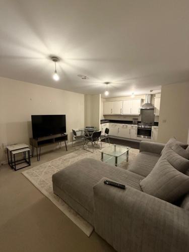 Bradford Apartment | Check inn 247