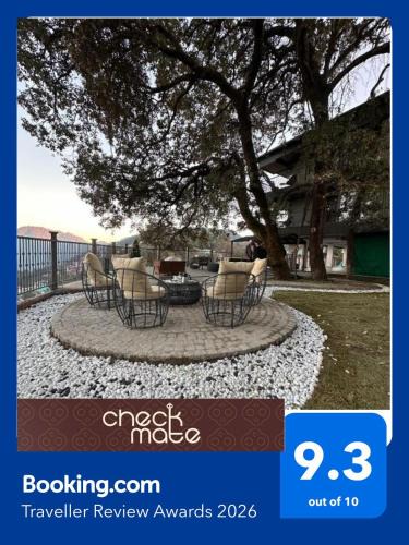 Mussoorie House | Checkmate