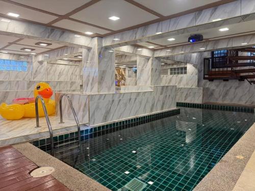 Ratsada House | Cheeva Pool Villa Phuket