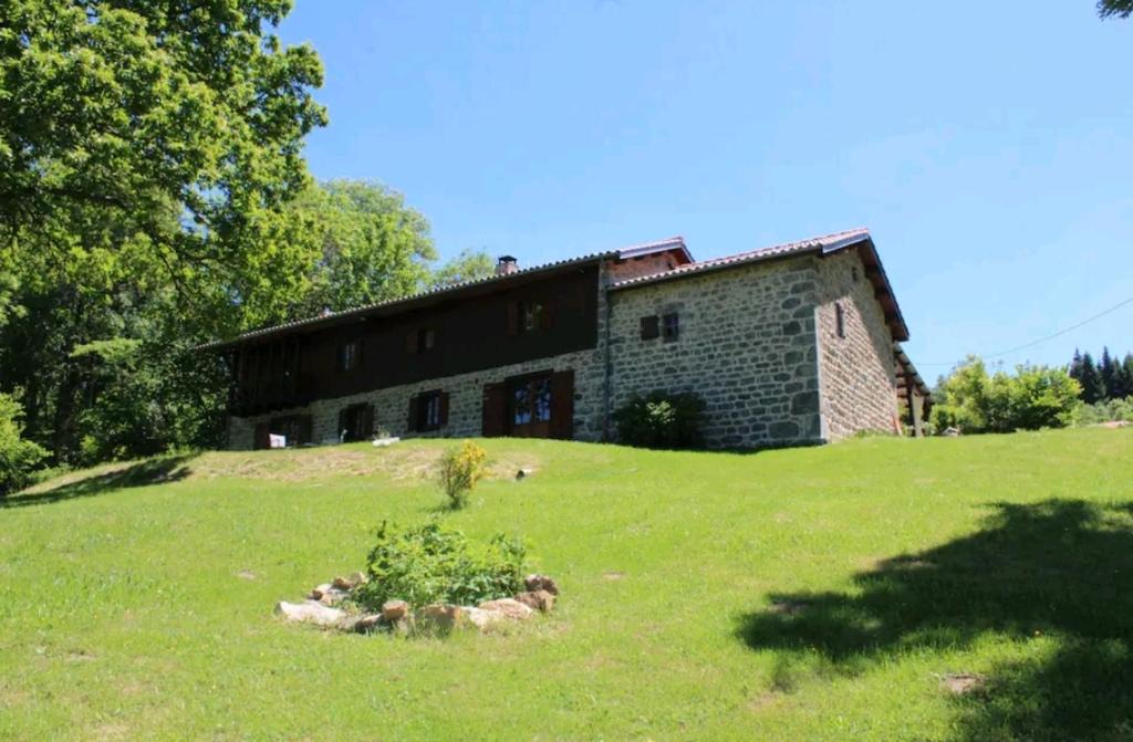 Ambert Bed & Breakfast | Cheix de Céline & Mathieu