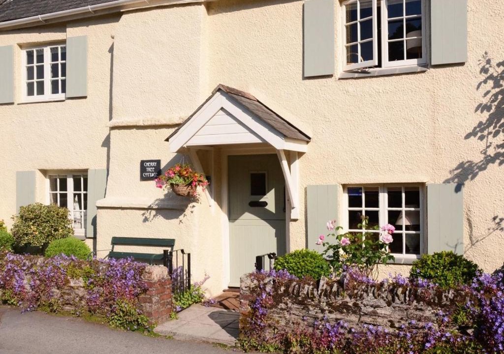 Noss Mayo House | Cherry Tree Cottage