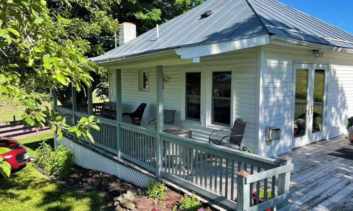 Blue Grass House | Chestnut Cottage, Blue Grass VA