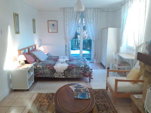Les Martys House | chez Black and White