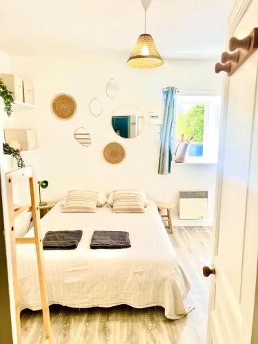 Ussel Apartment | Chez gaillard petit studio sans cuisine entièrement rénové au calme