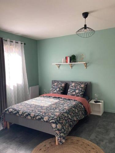 Arpajon Apartment | chez karine 6