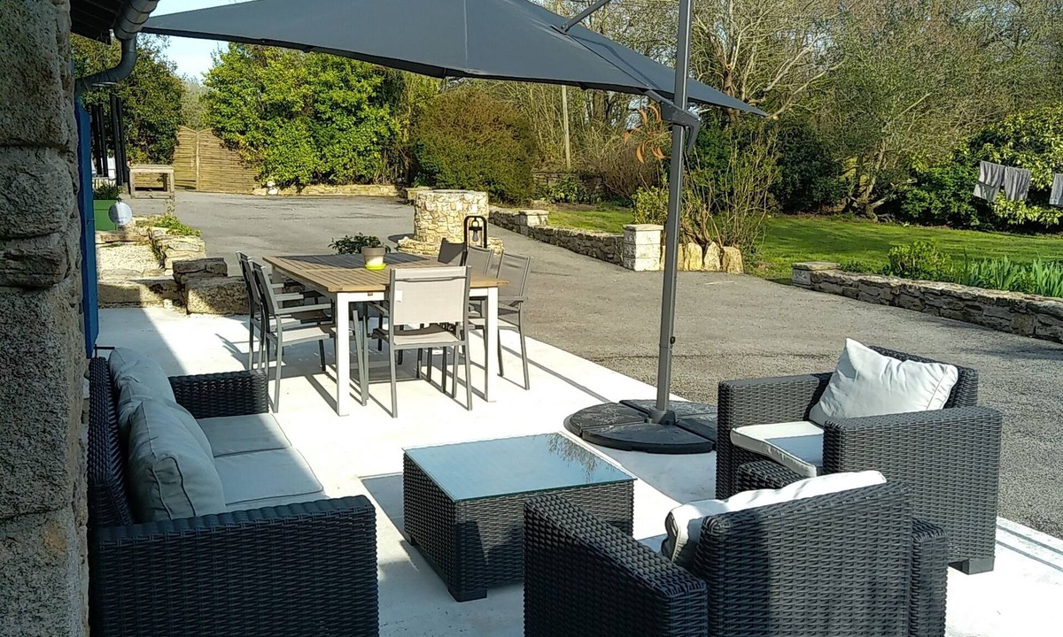 Bannalec House | CHEZ MALIKA