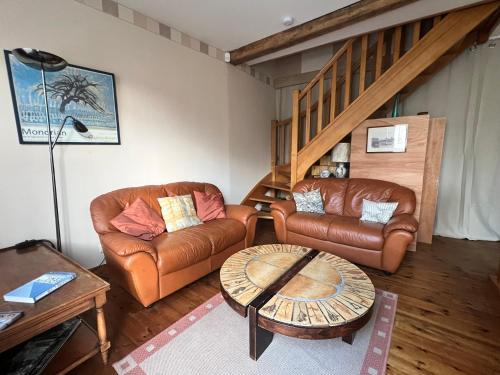 Arras House | Chez Mamie - 8 personnes - Familial - Confort - Parking public - Librairie