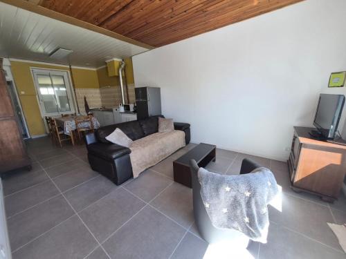 Donchery House | Chez Mamie