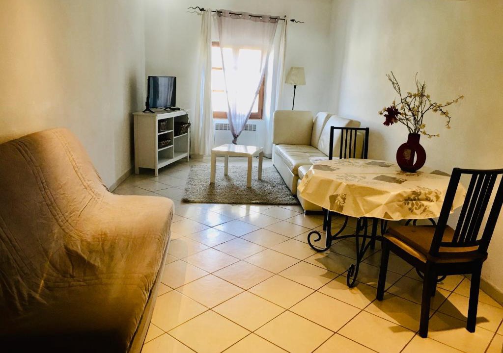 Lauris Apartment | Chez Nous1