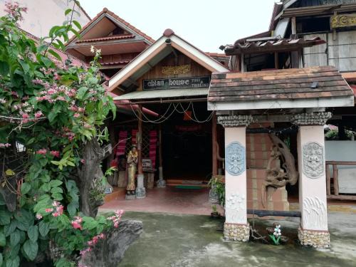 Wieng House | Chian house