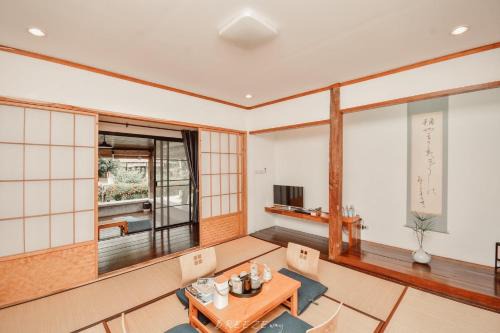 Mae Lao Hotel | Chiangrai Ryokan
